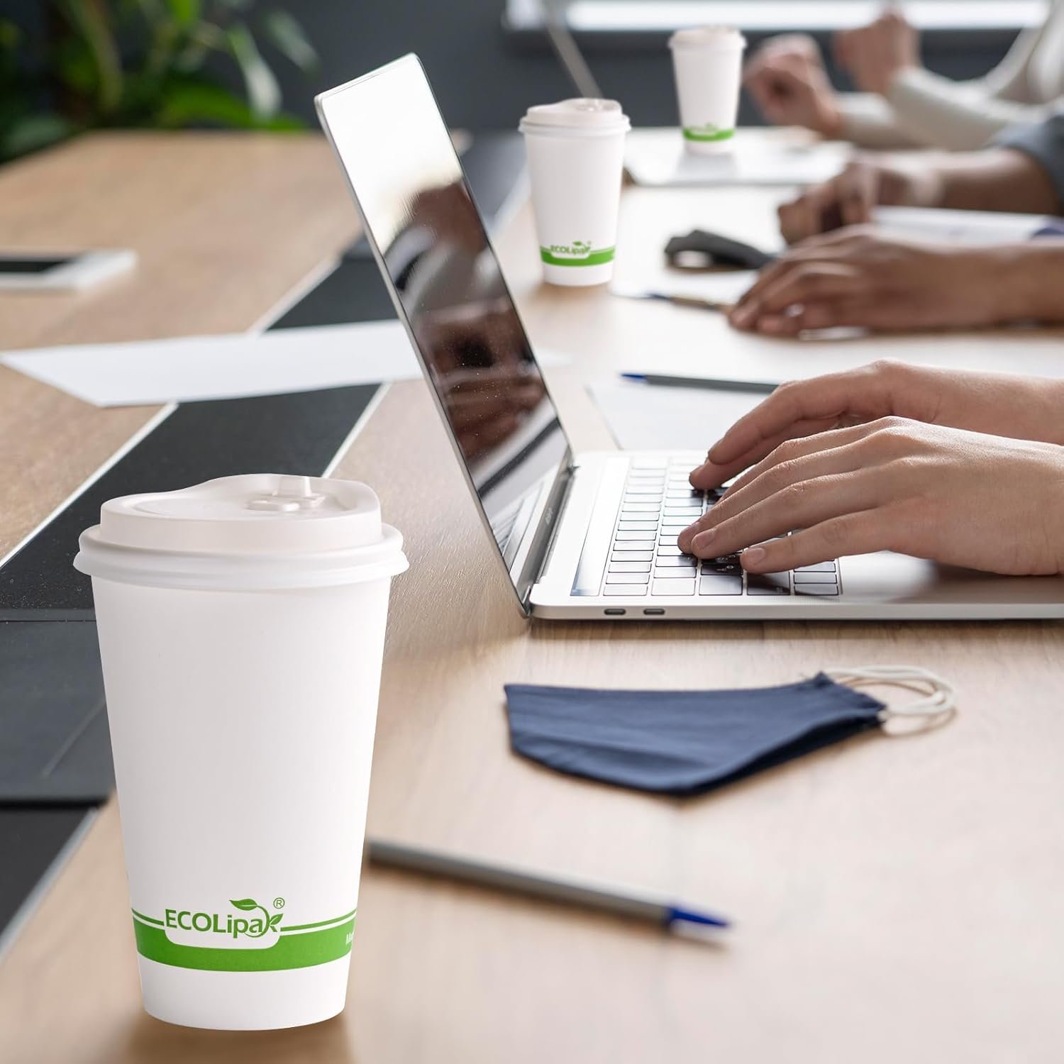 Grossiste gobelets à café en papier compostables 100 unités 16 oz avec couvercle CPLA logo personnalisé biodégradables pour boissons chaudes fêtes pique-niques voyages événements Fabricant