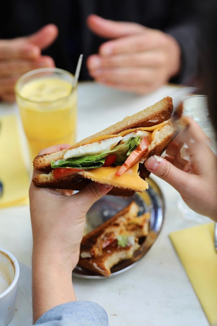 Ce qu'il faut savoir sur Café La Muse à Marseille avant votre visite : Avis honnête