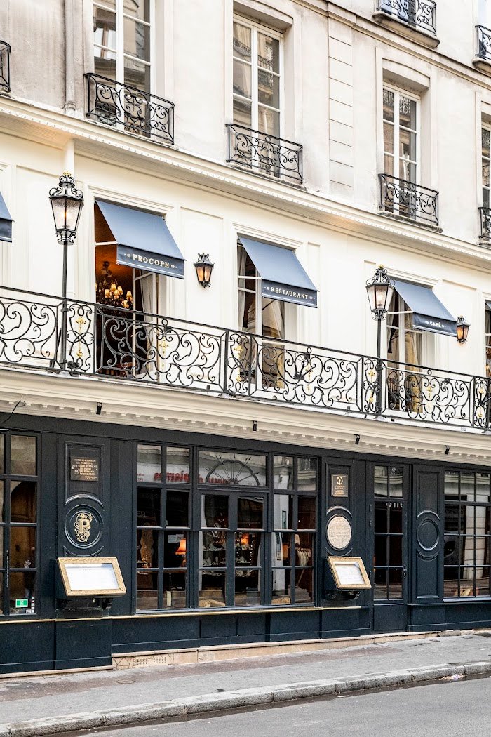 Le Procope à Paris, France : Expériences clients honnêtes et à quoi s'attendre