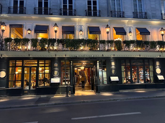 Le Procope à Paris, France : Expériences clients honnêtes et à quoi s'attendre