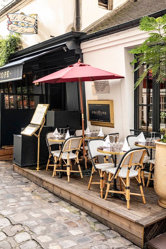 Le Procope à Paris, France : Expériences clients honnêtes et à quoi s'attendre