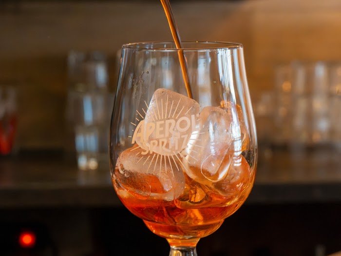 Notre Avis Honnête sur Le Petit Café : À quoi s'attendre à Paris, France