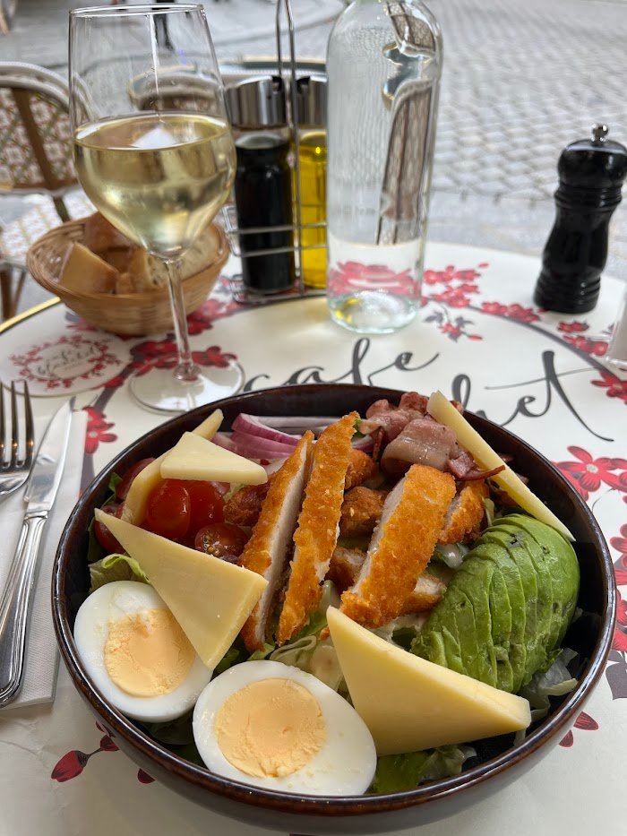 Ce qu'il faut savoir sur Café Blanchet Paris à Paris, France avant votre visite : Avis honnête