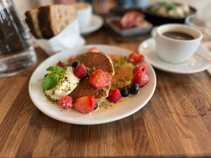Un zoom sur la scène café à Paris : Expériences chez Café Méricourt