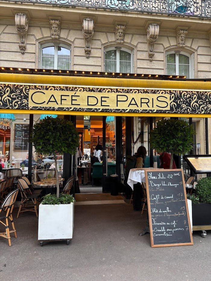 Avis honnête sur Le Café de Paris Friedland à Paris : À quoi s'attendre dans ce café d'exception